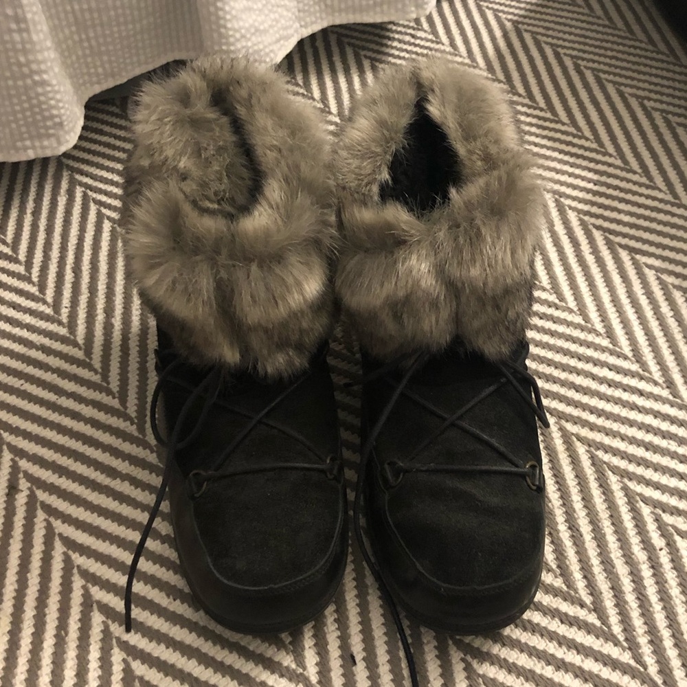 NWOT Faux Fur Leather and Suede Winter Boots
